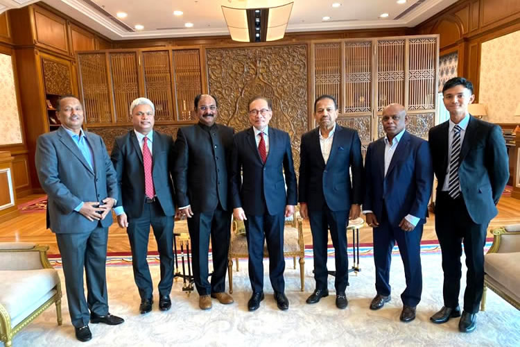 Visiting the Prime Minister of Malaysia, His Excellency Dato' Seri Anwar Ibrahim, and introducing our RT ECO™ technology, a new innovation in more environmentally friendly and efficient treatment of palm oil mill effluent (POME)
